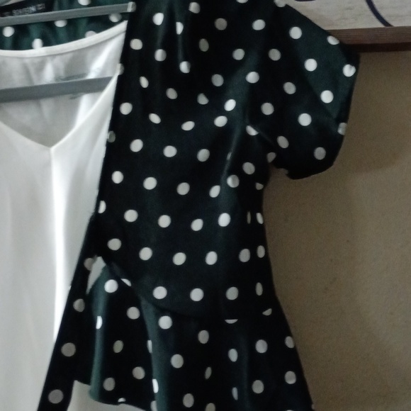 Soft surroundings size small  long flow dress in all white. - Picture 7 of 10